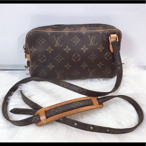 Louis Vuitton Handbags - Louis Vuitton Brown Monogram Crossbody Bag